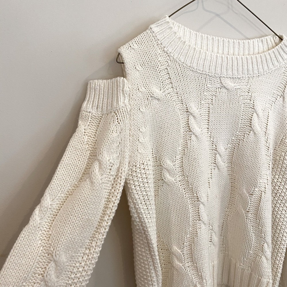 Sweater - Picture 2 of 3